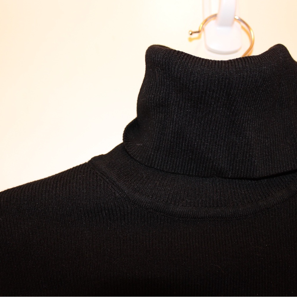 ZARA Women's Black Turtleneck Sweater - Picture 4 of 4